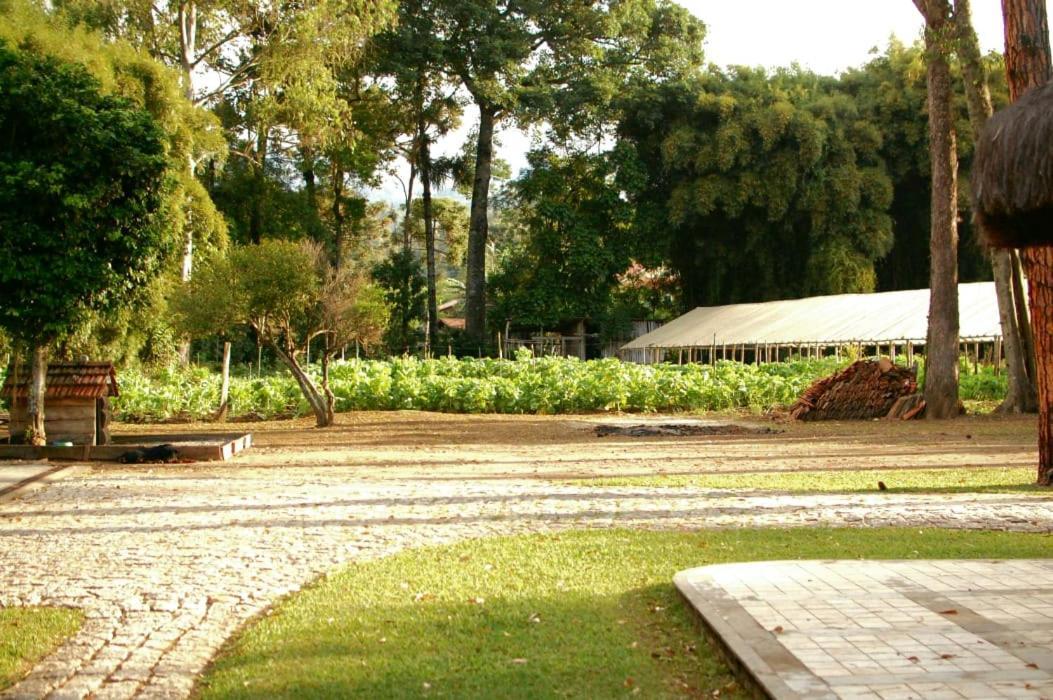 Chacara Das Lendas E Cancoes Passa Quatro Eksteriør bilde